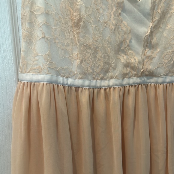 ASOS Curve Lace Skater Dress- Light Peach Color- Like New - Picture 3 of 4